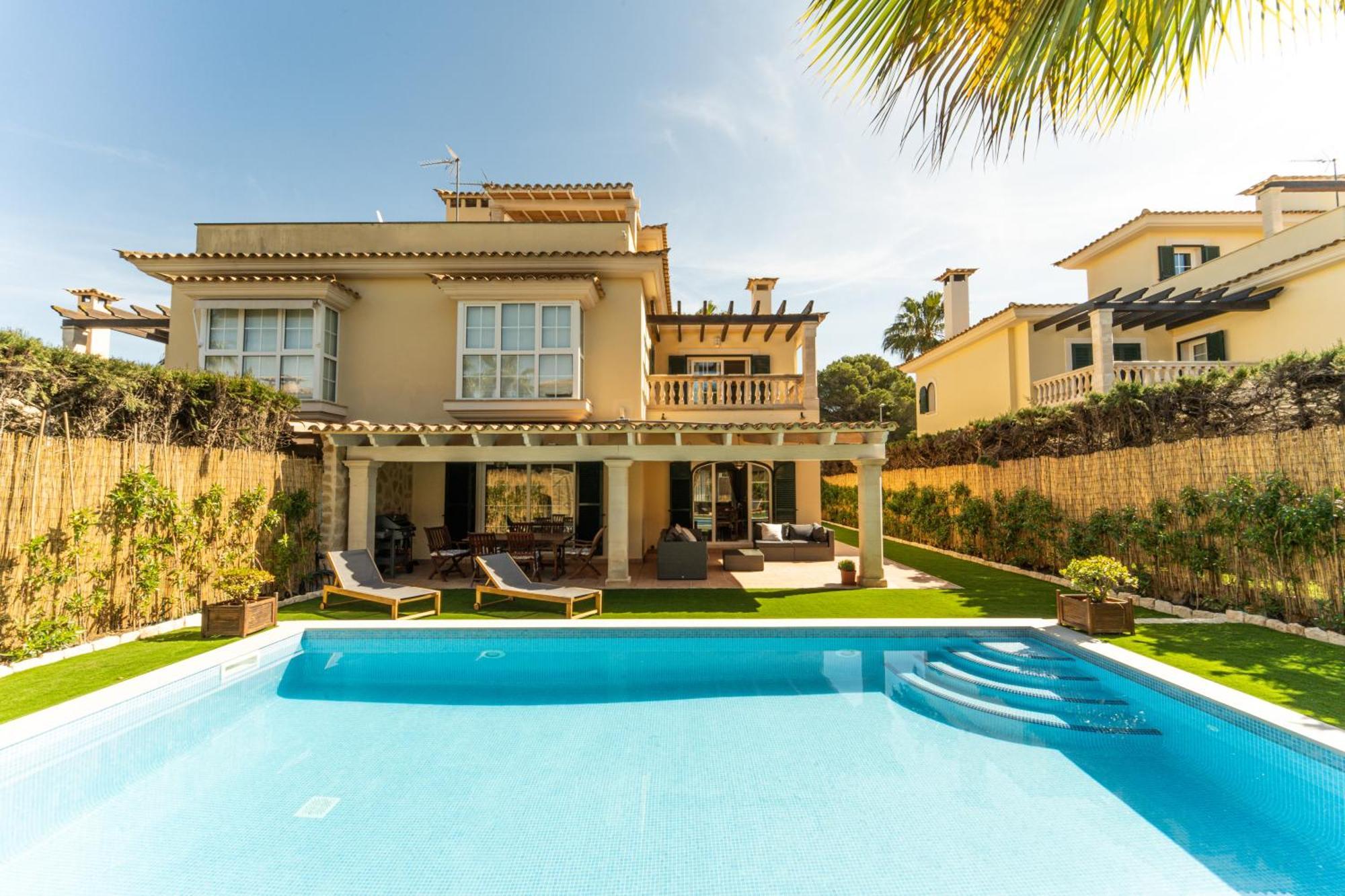 Casa Pinsa - Grosszuegiges Mediterran-Stilvolles Ferienhaus Mit Eigenem Pool In Puig De Ros Llucmajor  Exterior photo